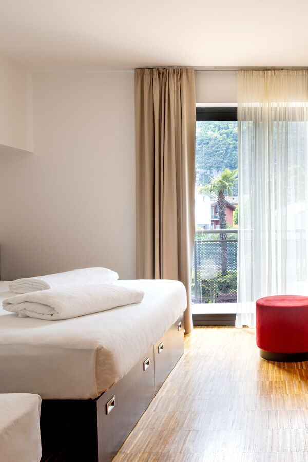 Astoria Events Riva del Garda | Location Esclusiva per Matrimoni, Eventi e Meeting | Comfort con balcone